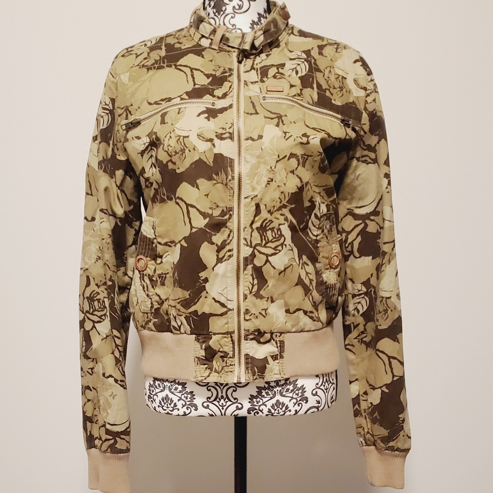 Hurley Jacket - Picture 3 of 16